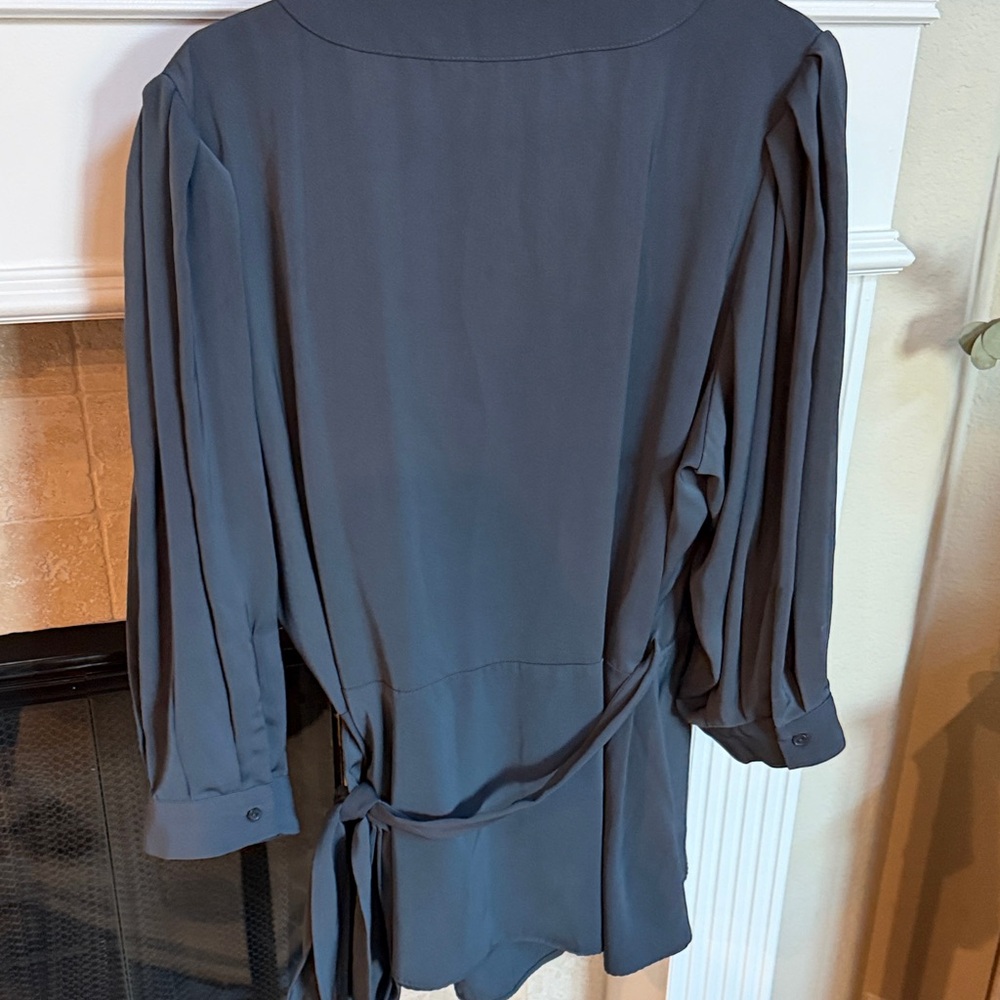 City Chic gunmetal charcoal gray wrap top with tie waist SZ 18 - Picture 6 of 6